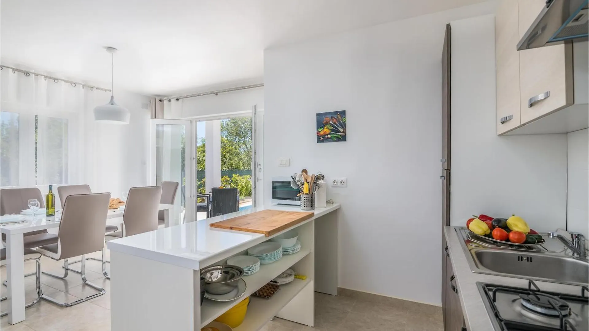 Hébergement de vacances Cozy Home In Kras With Kitchen